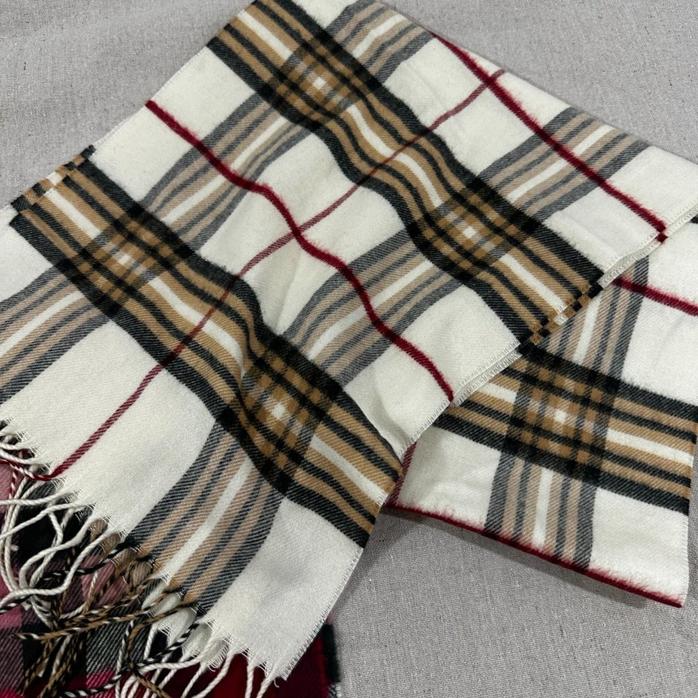 Scarf Bundle set of 2 Plaid fringe acrylic winter warm - Picture 3 of 4
